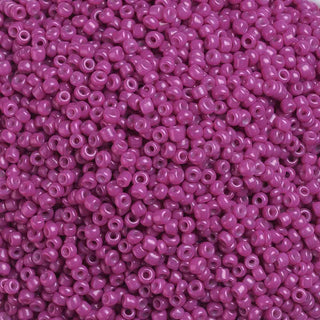 Mostacilla 8/0, color sólido horneado, opciones de color para seleccionar, tamaño aproximado 3 mm de diámetro.