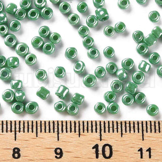 Mostacilla perlada 8/0. Abalorio de vidrio de 3 mm de diámetro., varios colores para seleccionar. 20 gramos.