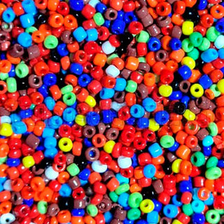 Mostacilla 12/0, color sólido, varias opciones de color para seleccionar, tamaño aproximado 2 mm de diámetro.