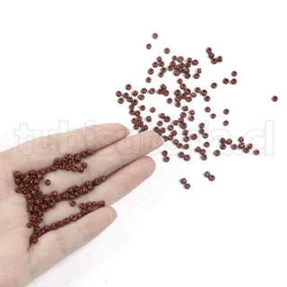 Mostacilla 8/0, color sólido, opciones de color para seleccionar, tamaño aproximado 3 mm de diámetro.