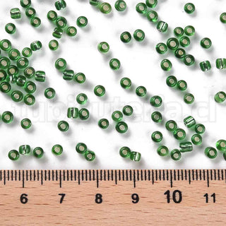 Mostacilla centro de plata 8/0. Abalorio de vidrio con orificio revestido, varios tonos para seleccionar, 3 mm.