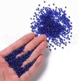 Mostacilla centro de plata 8/0. Abalorio de vidrio con orificio revestido, varios tonos para seleccionar, 3 mm.