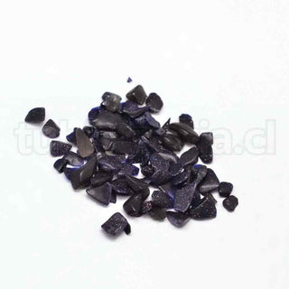 Viruta o chip de piedra sintética goldstone, polvo de estrellas en chips, sin agujero / sin perforar.