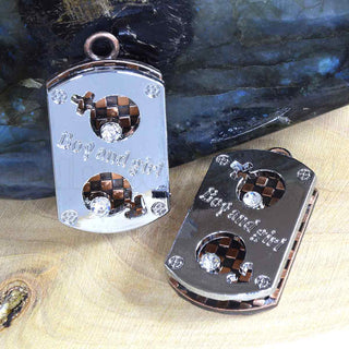 Colgantes de aleación con diamantes de imitación, espaldas color bronce y cobre y difrentes diseños para seleccionar, 34x18x7 mm.